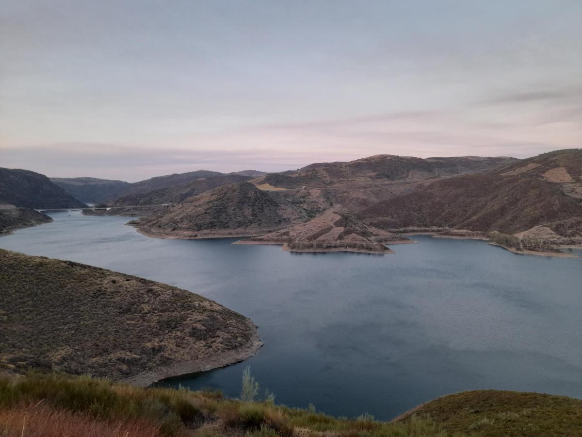 Casinha Da Colina Villa Alfândega da Fé Exteriör bild